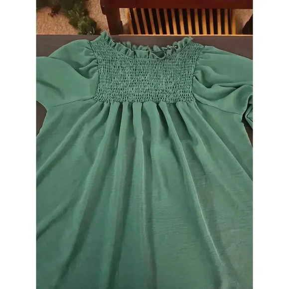 Adara Womens Green Long Sleeve Smocked Peasant Blouse - Picture 4 of 6